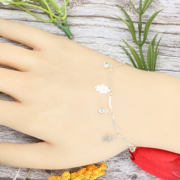 Trendy Bracelet for Girls & Women – Cute, Adjustable & Gift-Ready | MLCRC1926 - Picture 4 of 10